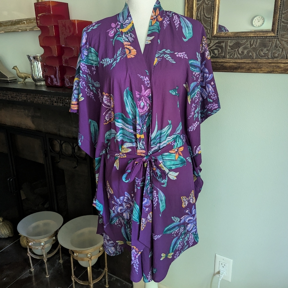 Soma Women's S/M Short Sleeve Kimono Robe Floral Butterfly Dragonfly Purple 114